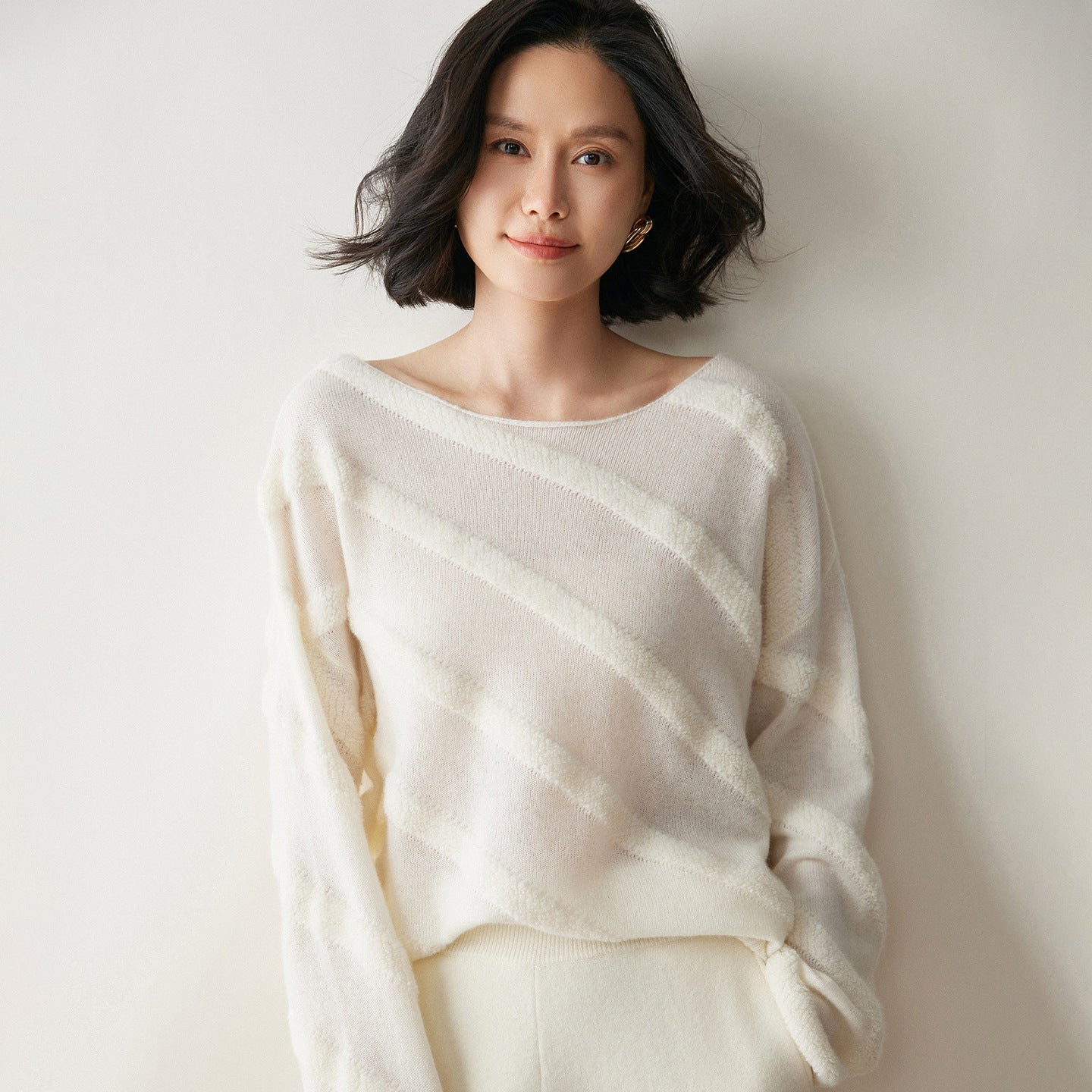 Womens Textured Cashmere Knit Sweater Crew Neck Long Sleeve Cashmere Pullover Ivory XS