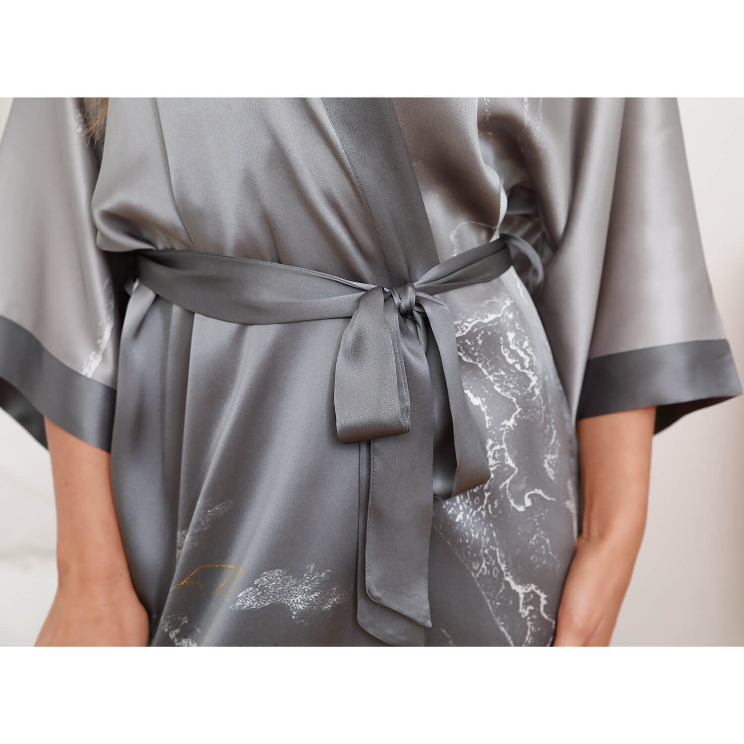 Long 100% Silk Kimono Robe with Belt HandPainted Tower Women Sleepwear - slipintosoft