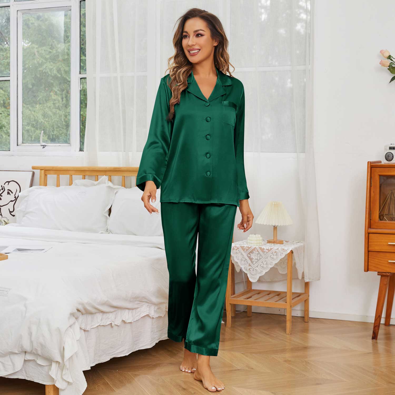 Long Sleeves Womens Silk Pajamas Set Classic Luxury Silk Sleepwear Set